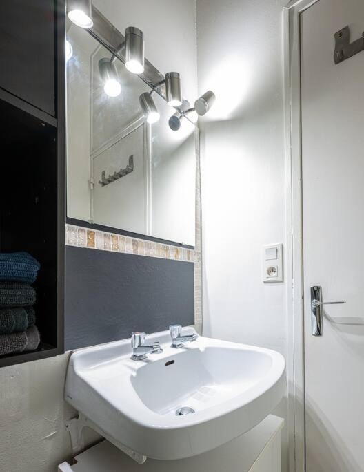 Le Charmant Hello Palois-T2-Wifi Apartamento Pau Exterior foto