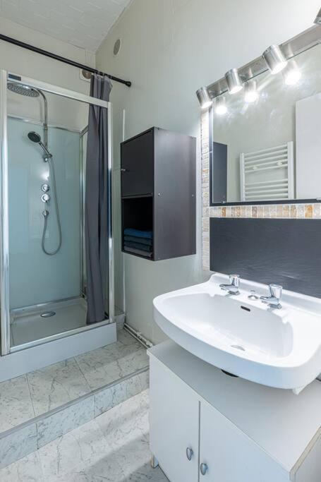 Le Charmant Hello Palois-T2-Wifi Apartamento Pau Exterior foto