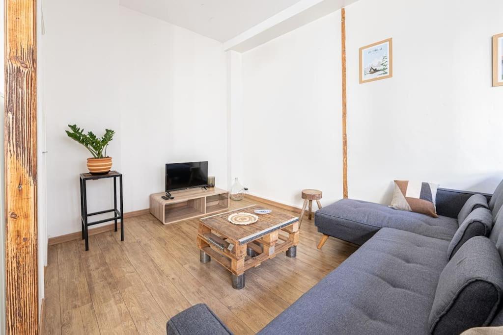 Le Charmant Hello Palois-T2-Wifi Apartamento Pau Exterior foto