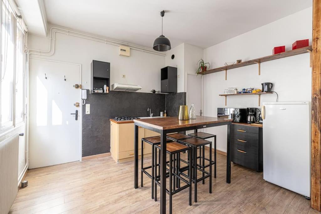 Le Charmant Hello Palois-T2-Wifi Apartamento Pau Exterior foto